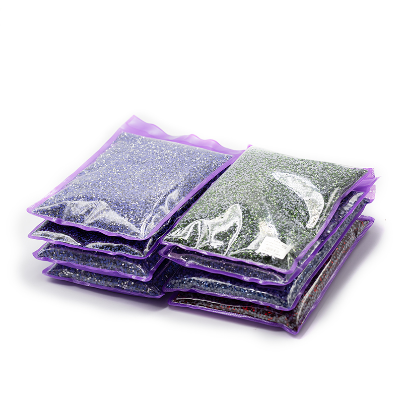 Wholesale rhinestones in bags for clothing decoration